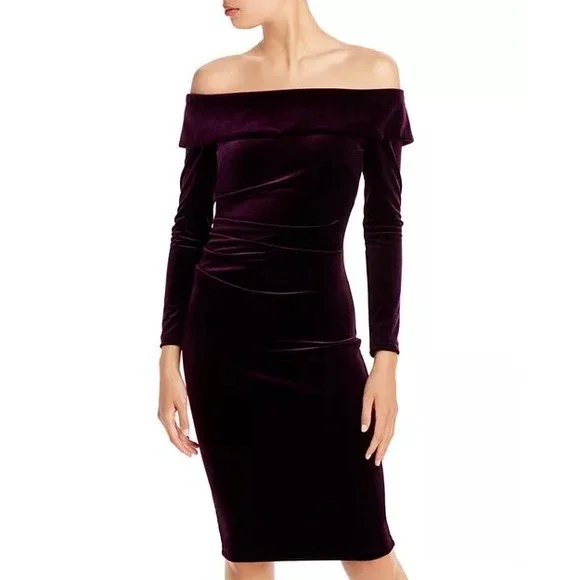 AQUA Formal Plum Velvet Off Shoulder Dress Size 2 NWT - Picture 2 of 7